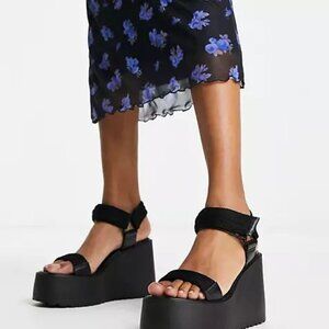ASOS DESIGN Trina chunky sporty wedges in black